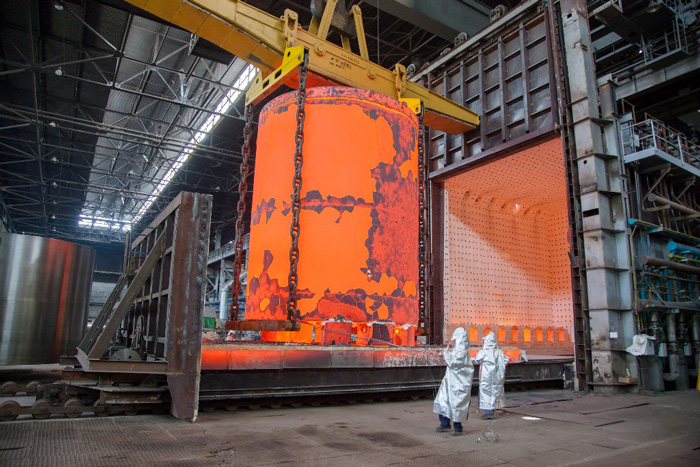 В Краматорске изготовлена опытная обечайка корпуса реактора проекта ВВЭР-ТОИ.