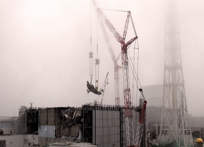 Из здания реактора блока №3 АЭС «Фукусима-I» удалена перегрузочная машина.